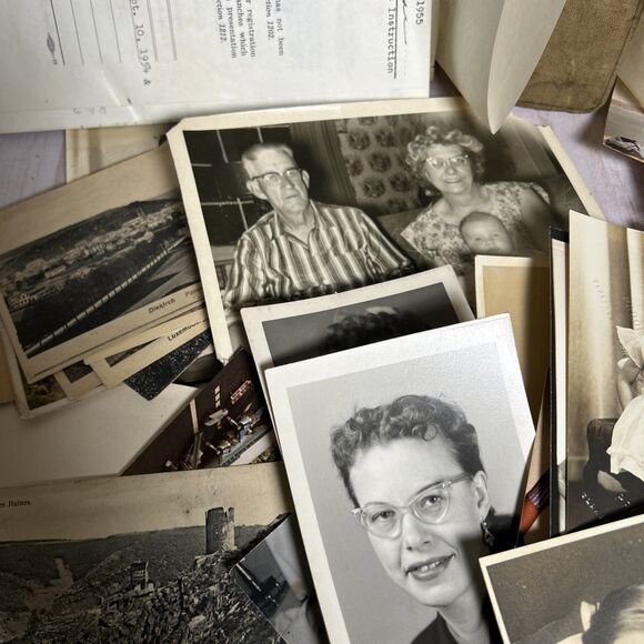 Lot Of 60 Antique Photos + Newspaper Certificates Announcements 1940-1970s - Picture 6 of 11